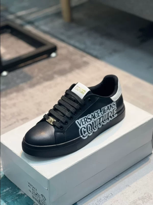 Versace Greca Sneakers - RVS10