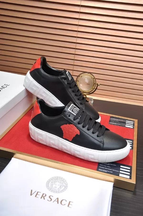 Versace Greca Sneakers - RVS24