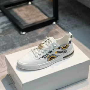 Versace Greca Sneakers - RVS07