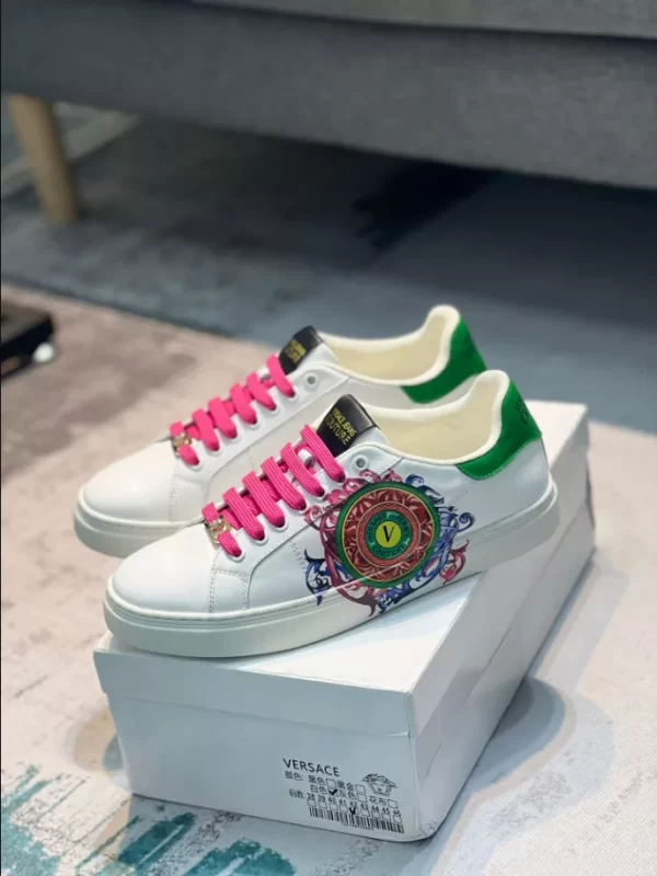 Versace Greca Sneakers - RVS11