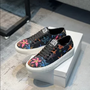 Versace Greca Sneakers - RVS15