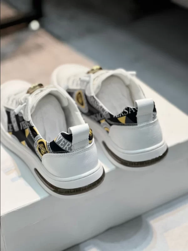 Versace Greca Sneakers - RVS06