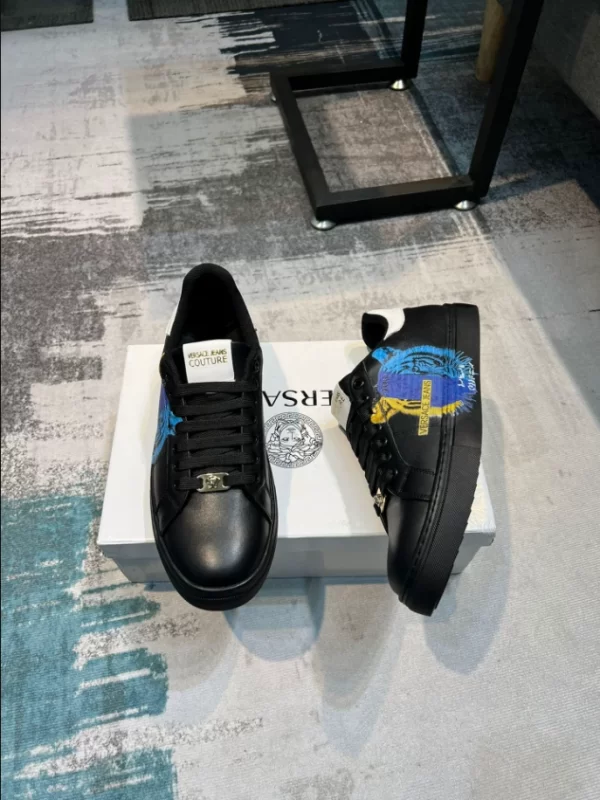 Versace Greca Sneakers - RVS03