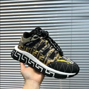 Versace Trigreca Sneakers - RVS41