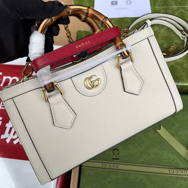 Gucci Diana Small Shoulder Bag - GH047