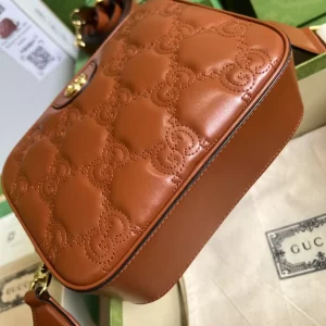 Gucci Matelassé Shoulder Bag - GH018