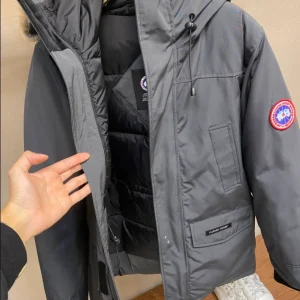 Canada Goose Jacket