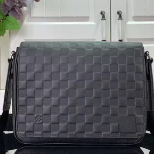 LV District PM Damier Infini Leather - RBV04