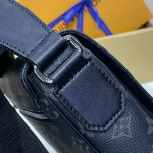 LV District PM Monogram Eclipse - RBV02