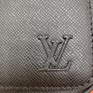 LV District PM Taiga Leather - RBV03