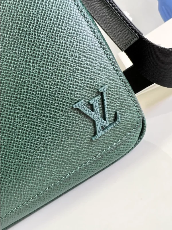 Louis Vuitton District Bag