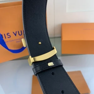 LOUIS VUITTON BELT