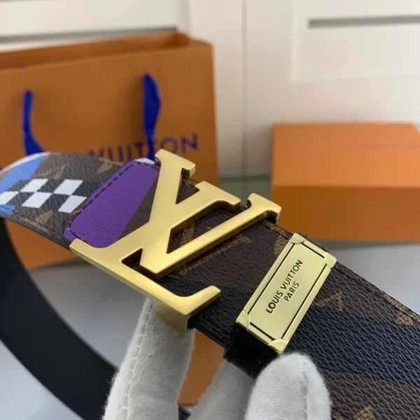 LOUIS VUITTON BELT