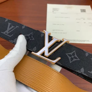 LOUIS VUITTON BELT