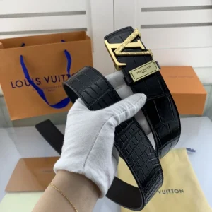 LOUIS VUITTON BELT