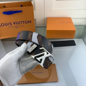 LOUIS VUITTON BELT