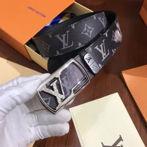 LOUIS VUITTON BELT