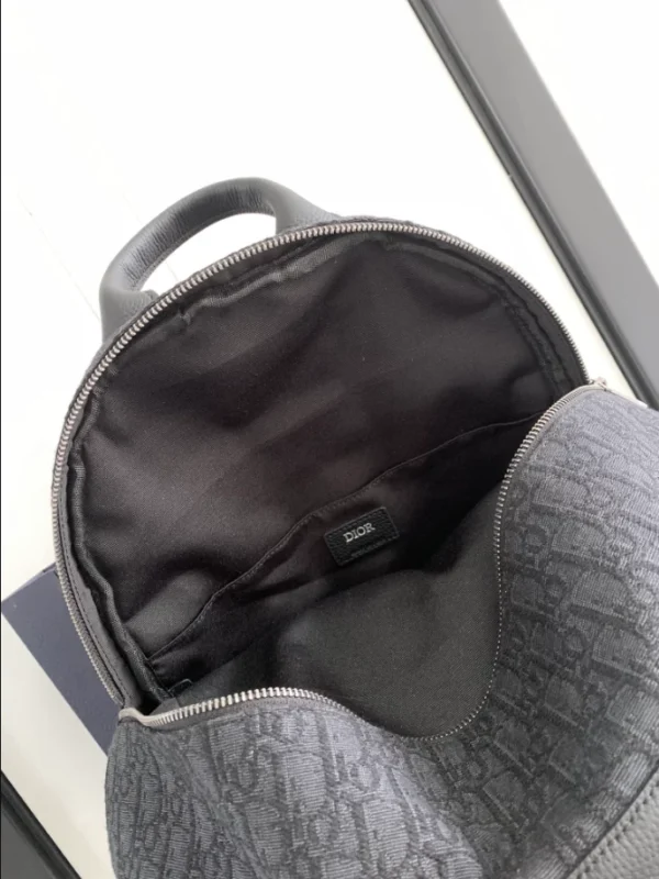 Dior 8 Backpack Black Dior Oblique Jacquard- RCD08