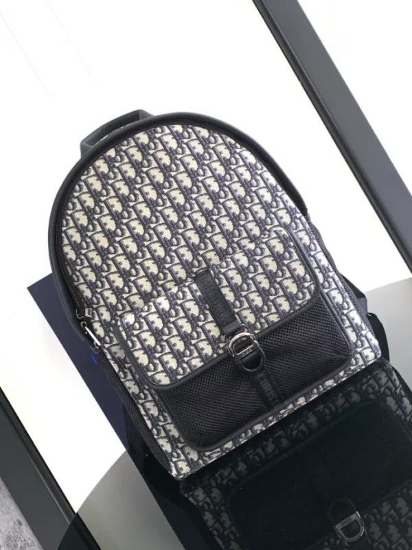 Dior 8 Backpack Black Dior Oblique Jacquard- RCD09