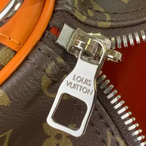 LV Keepall Bandoulière 50 Bag - RBV10