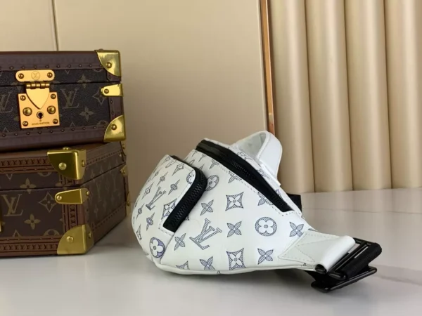 LV Rush Bumbag White Monogram Canvas - RBV49