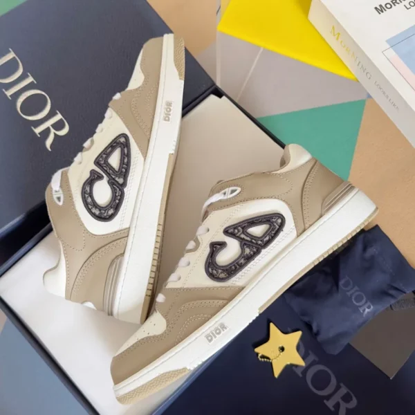 Dior B57 Low-Top Sneaker - RDS81