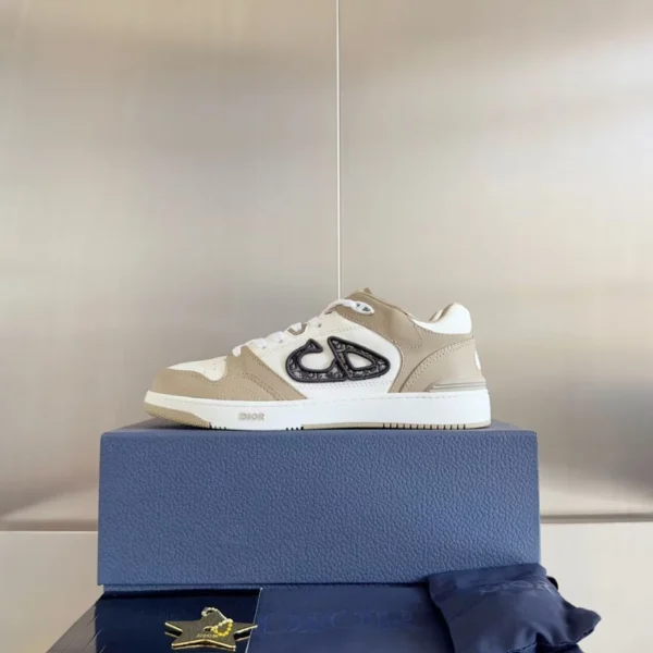 Dior B57 Low-Top Sneaker - RDS81
