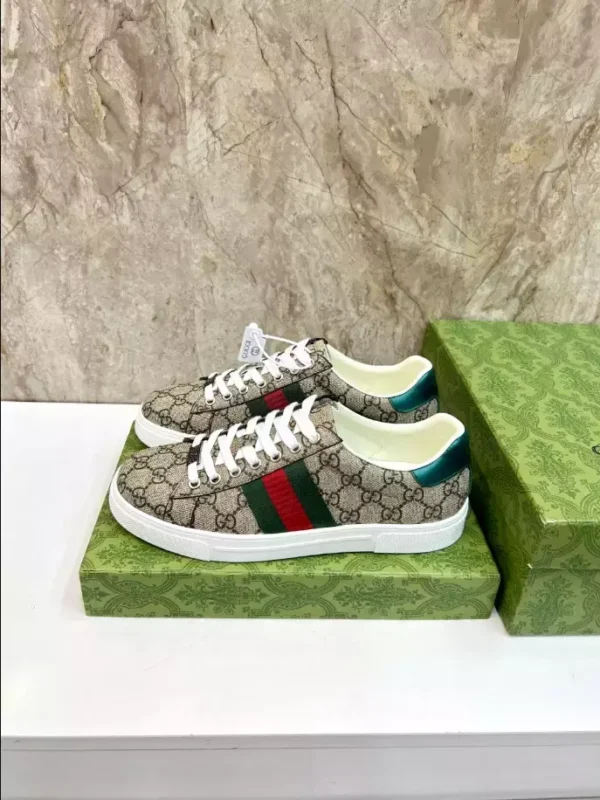 Gucci Ace Sneakers with Web Beige and Ebony GG Supreme – RGS72