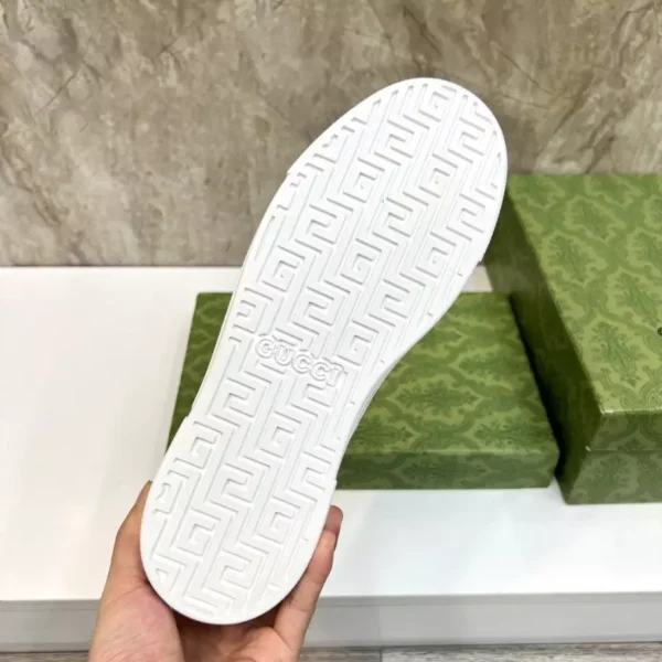 Gucci Ace Sneakers with Web Beige and Ebony GG Supreme – RGS72