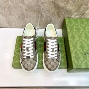 Gucci Ace Sneakers with Web Beige and Ebony GG Supreme – RGS72