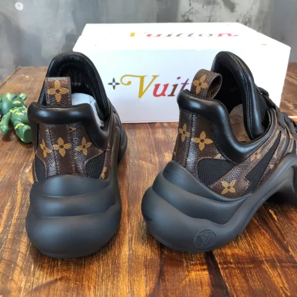 LV Archlight Sneaker - RLS118