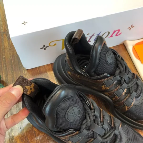 LV Archlight Sneaker - RLS118
