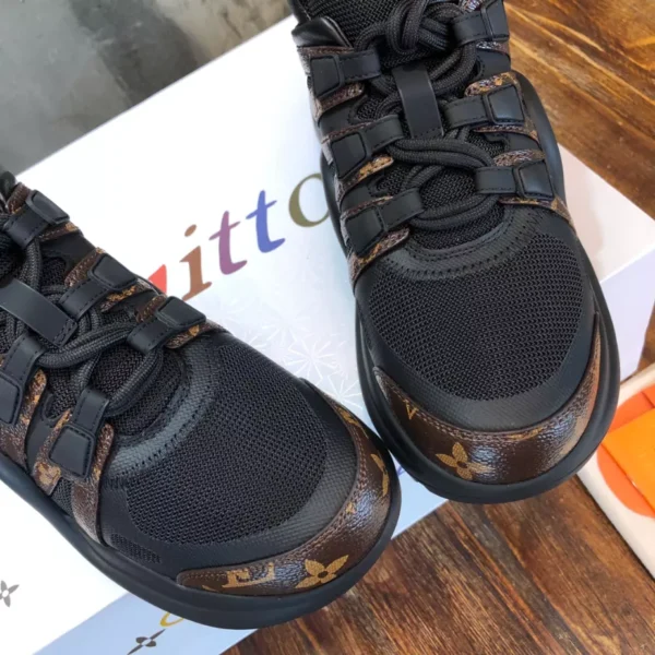 LV Archlight Sneaker - RLS118