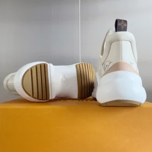 LV Archlight Sneaker - RLS119