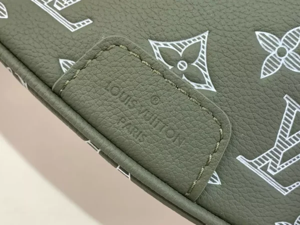 LV Discovery Bumbag Olive Green Monogram Shadow - RBV59
