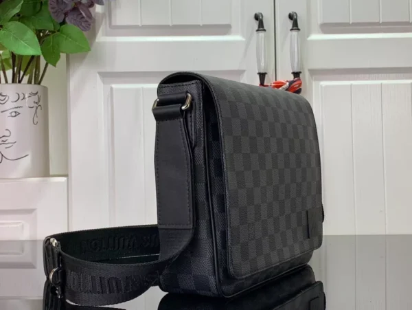 LV District PM Damier Graphite Canvas - RBV66