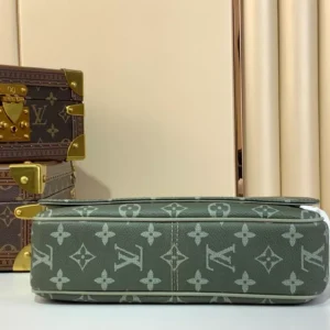LV District PM Messenger Bag Khaki Monogram Gradient Canvas - RBV67