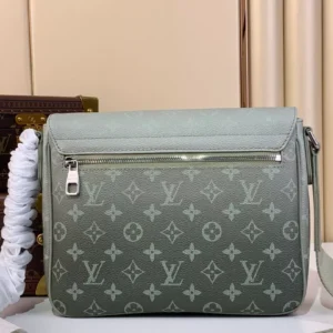 LV District PM Messenger Bag Khaki Monogram Gradient Canvas - RBV67