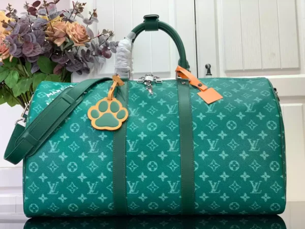 LV Keepall Bandoulière 50 Bag in Green - RBV68