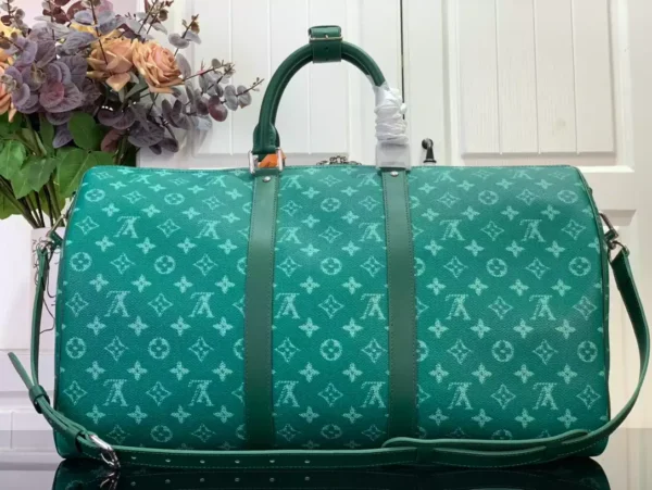 LV Keepall Bandoulière 50 Bag in Green - RBV68