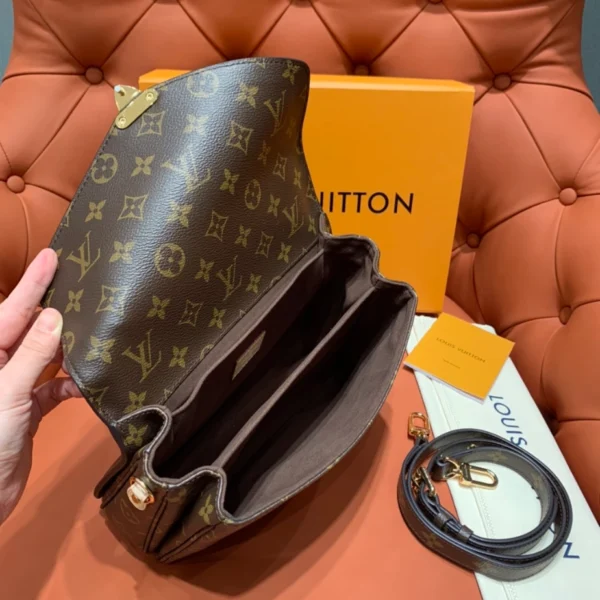 LV Pochette Métis Monogram Canvas - RLB26