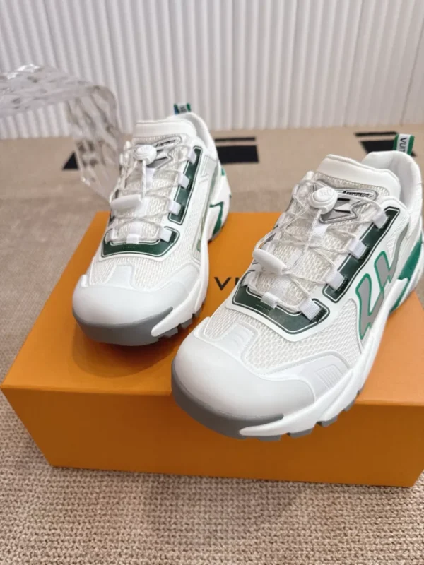 LV Runner Tatic Sneaker - RLS108