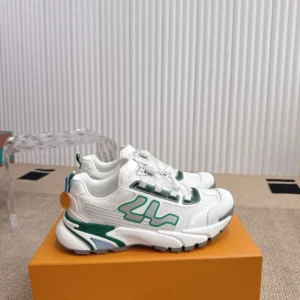 LV Runner Tatic Sneaker - RLS108