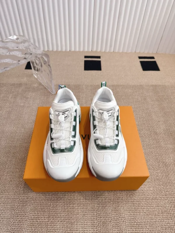 LV Runner Tatic Sneaker - RLS108