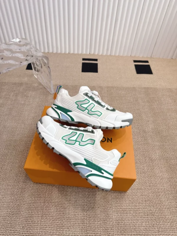 LV Runner Tatic Sneaker - RLS108