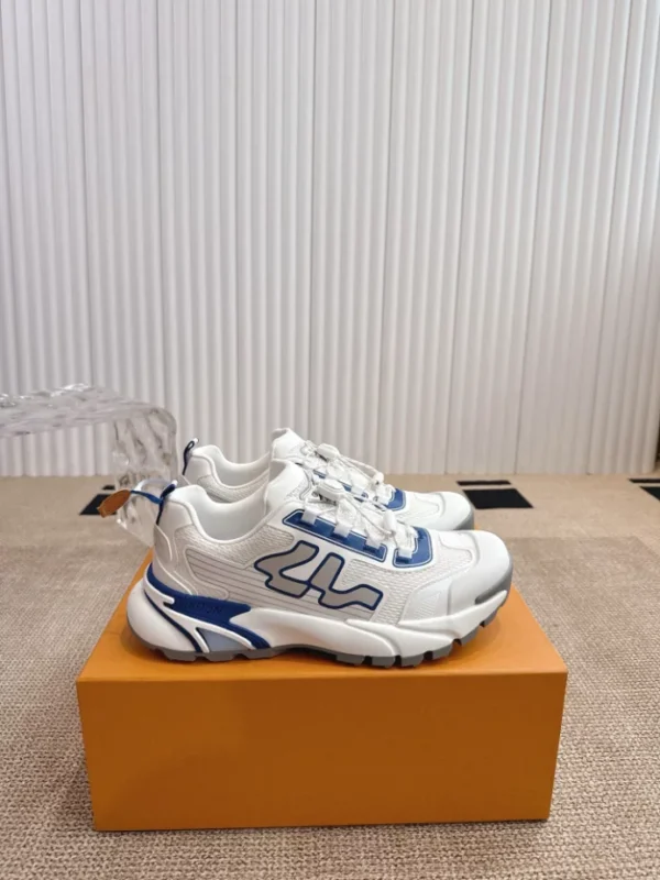 LV Runner Tatic Sneaker - RLS109