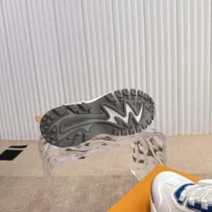 LV Runner Tatic Sneaker - RLS109