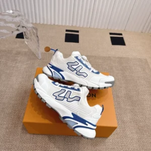 LV Runner Tatic Sneaker - RLS109