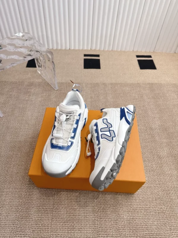 LV Runner Tatic Sneaker - RLS109
