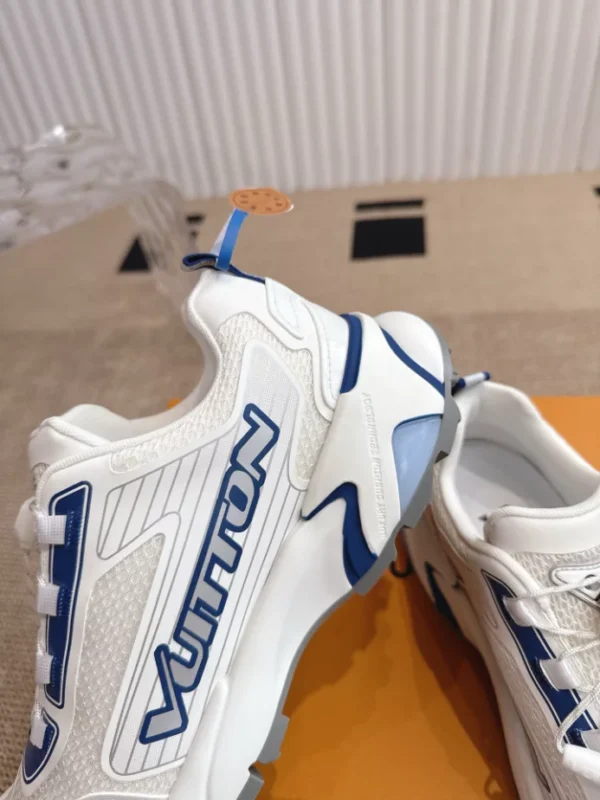 LV Runner Tatic Sneaker - RLS109